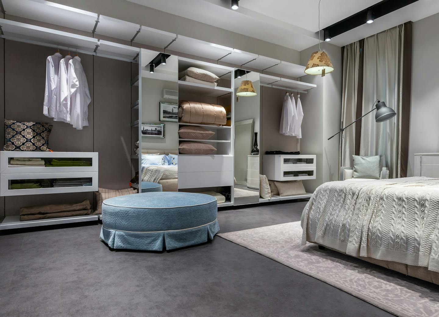 Bespoke fitted wardrobe and joinery in a London home